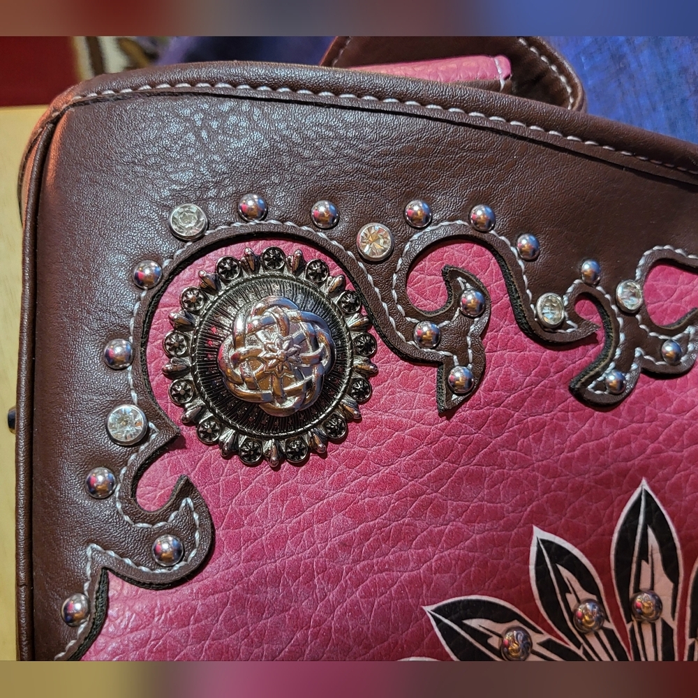 Pink skull Indian western style purse - Picture 2 of 5
